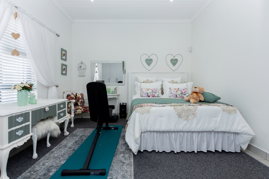 3 Bedroom Property for Sale in Velddrif Western Cape